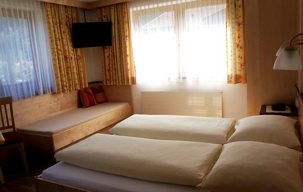 Apartmán Roasnerhof Finkenberg Pokoj fotografie