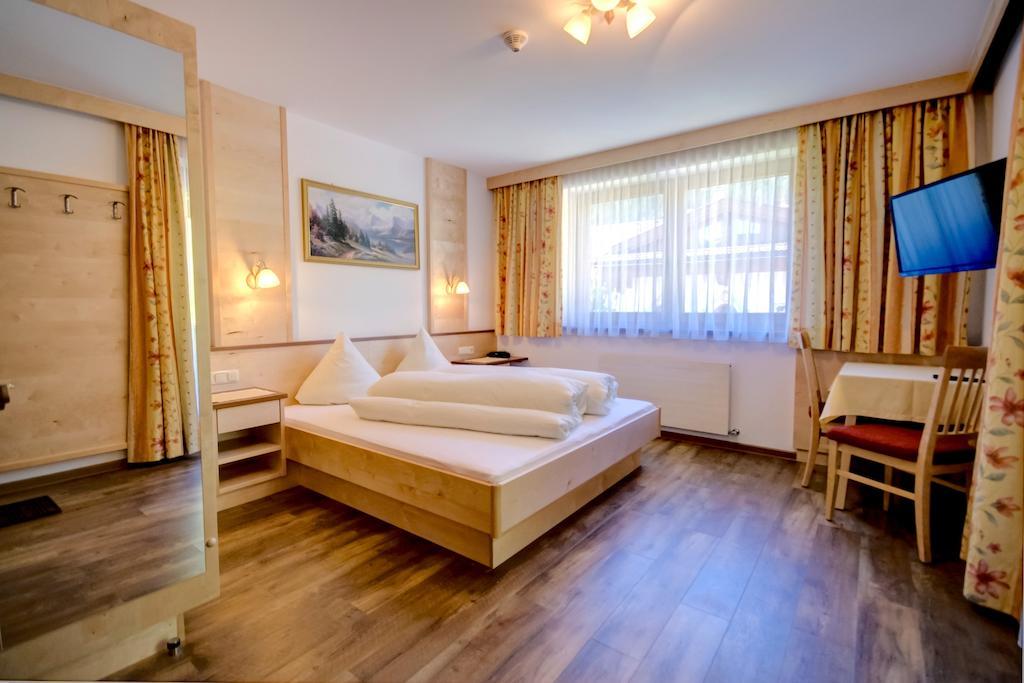 Apartmán Roasnerhof Finkenberg Pokoj fotografie